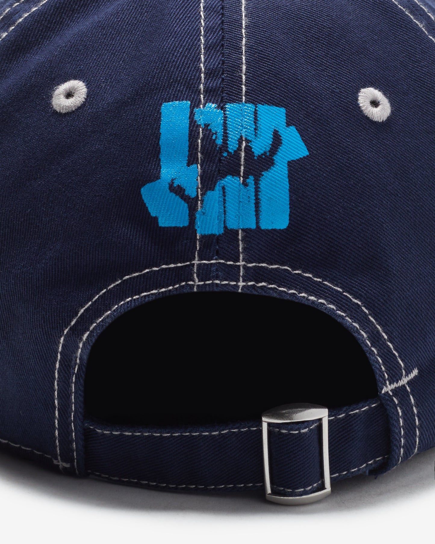 Undefeated Accessories - UNDEFEATED DISTRESSED STRAPBACK
