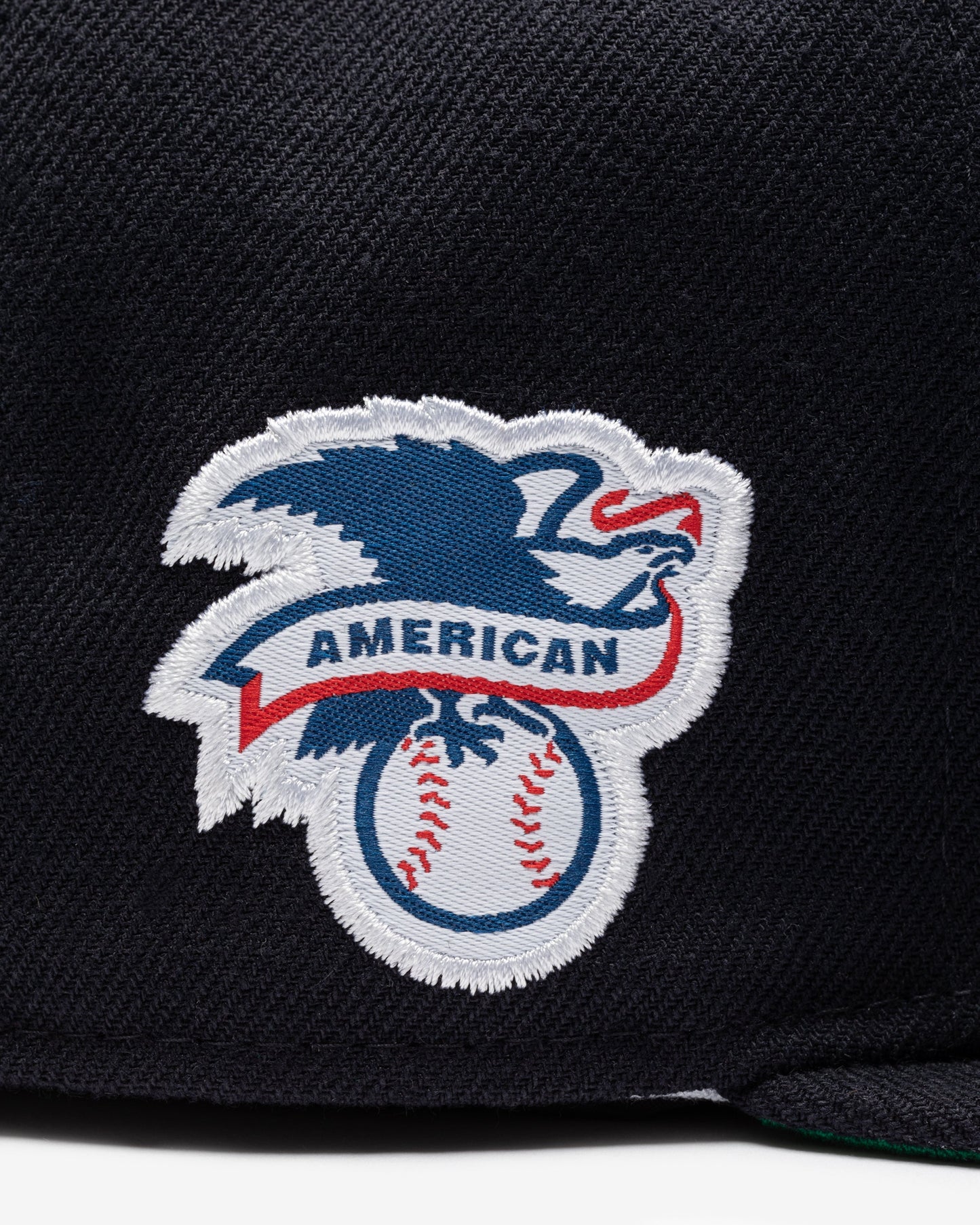 Undefeated Accessories - UNDEFEATED X NE X MLB FITTED - NEW YORK YANKEES