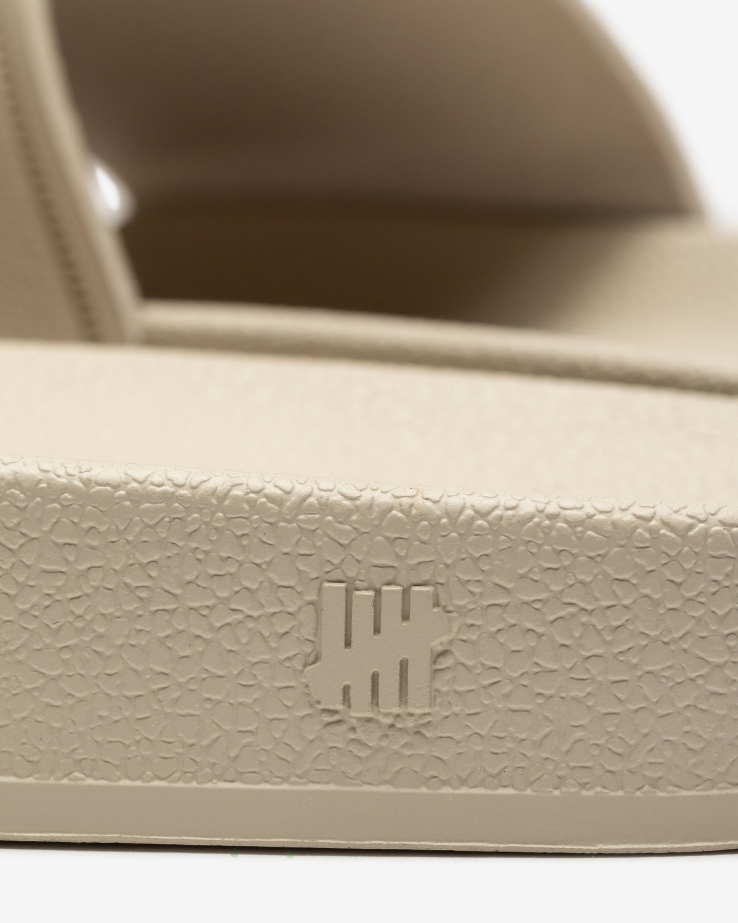 Undefeated Footwear - UNDEFEATED ICON CLASSIC SLIDE
