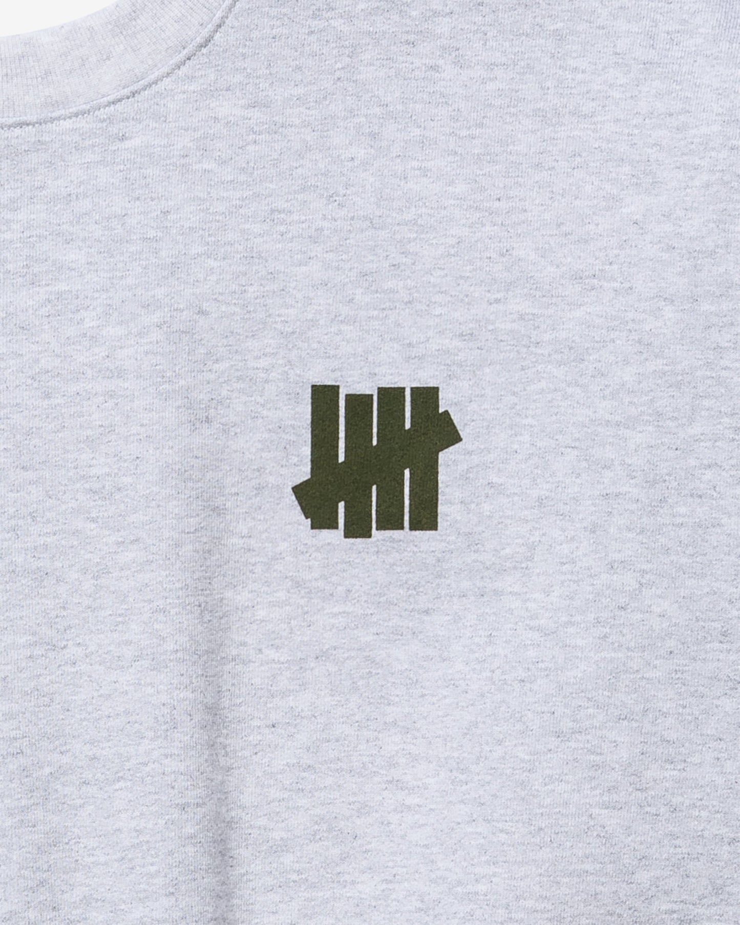 Undefeated Clothing - UNDEFEATED STENCIL CREWNECK - ASH