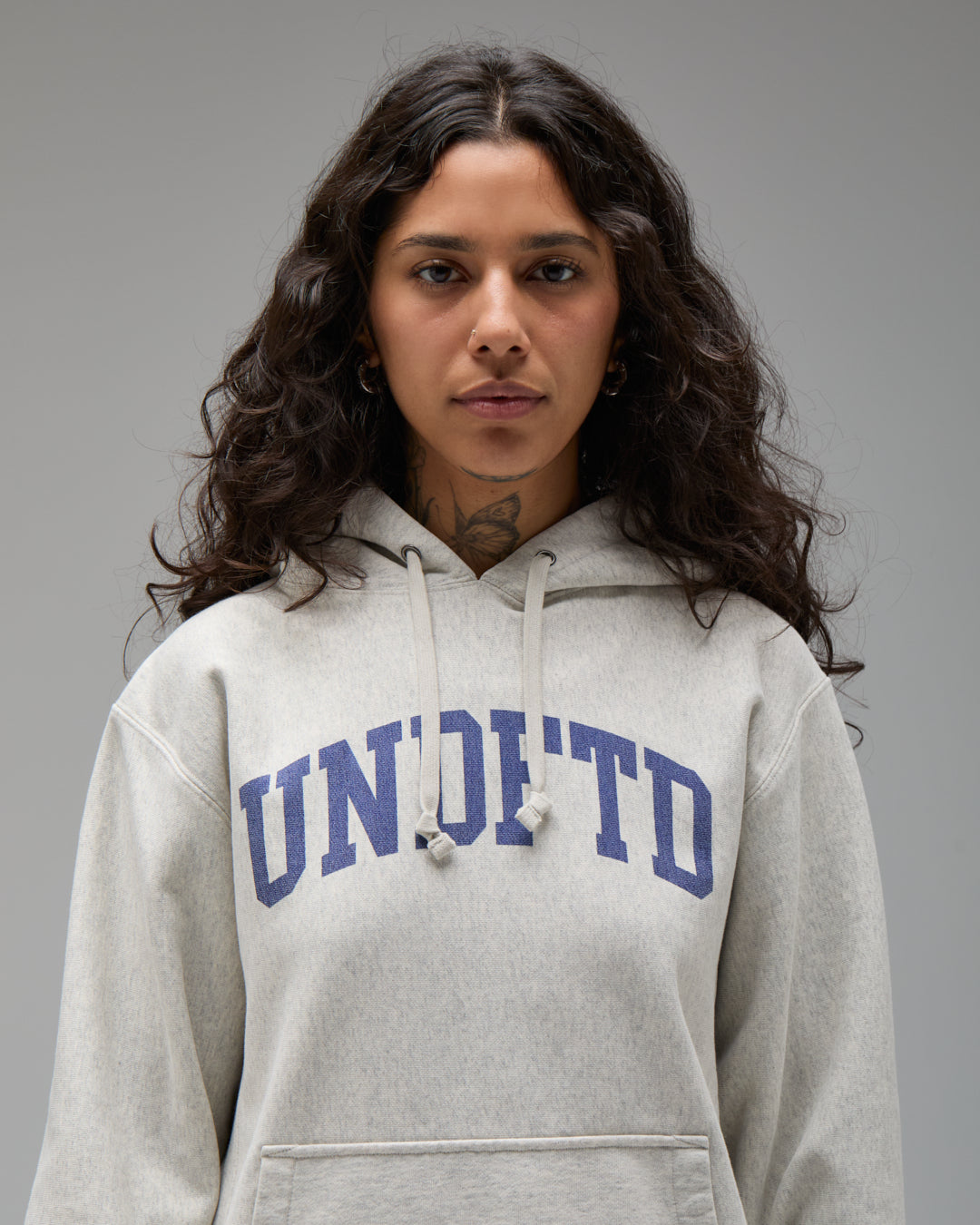 Undefeated Clothing - UNDEFEATED ARCH PULLOVER HOOD