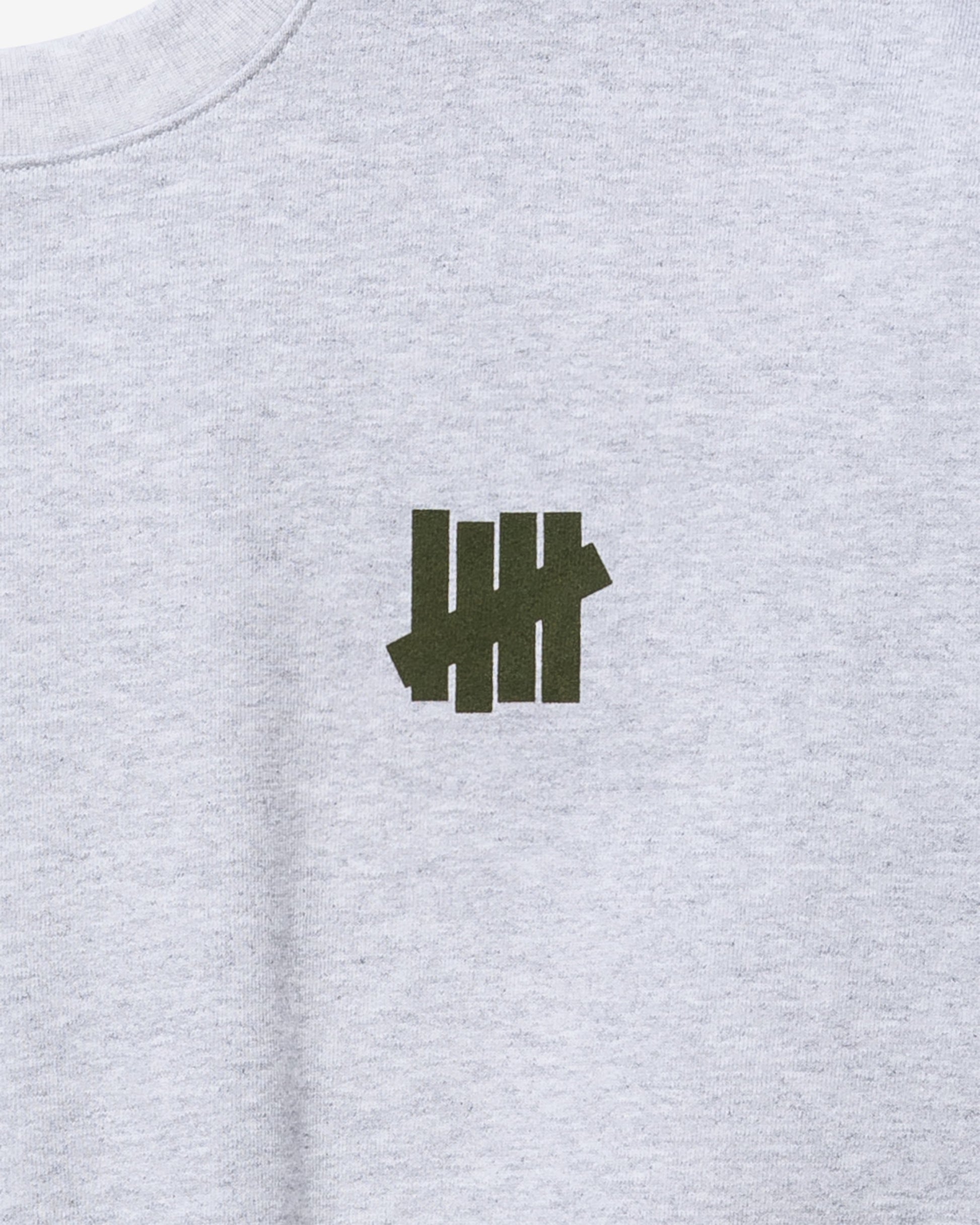 Undefeated Clothing - UNDEFEATED STENCIL CREWNECK - ASH