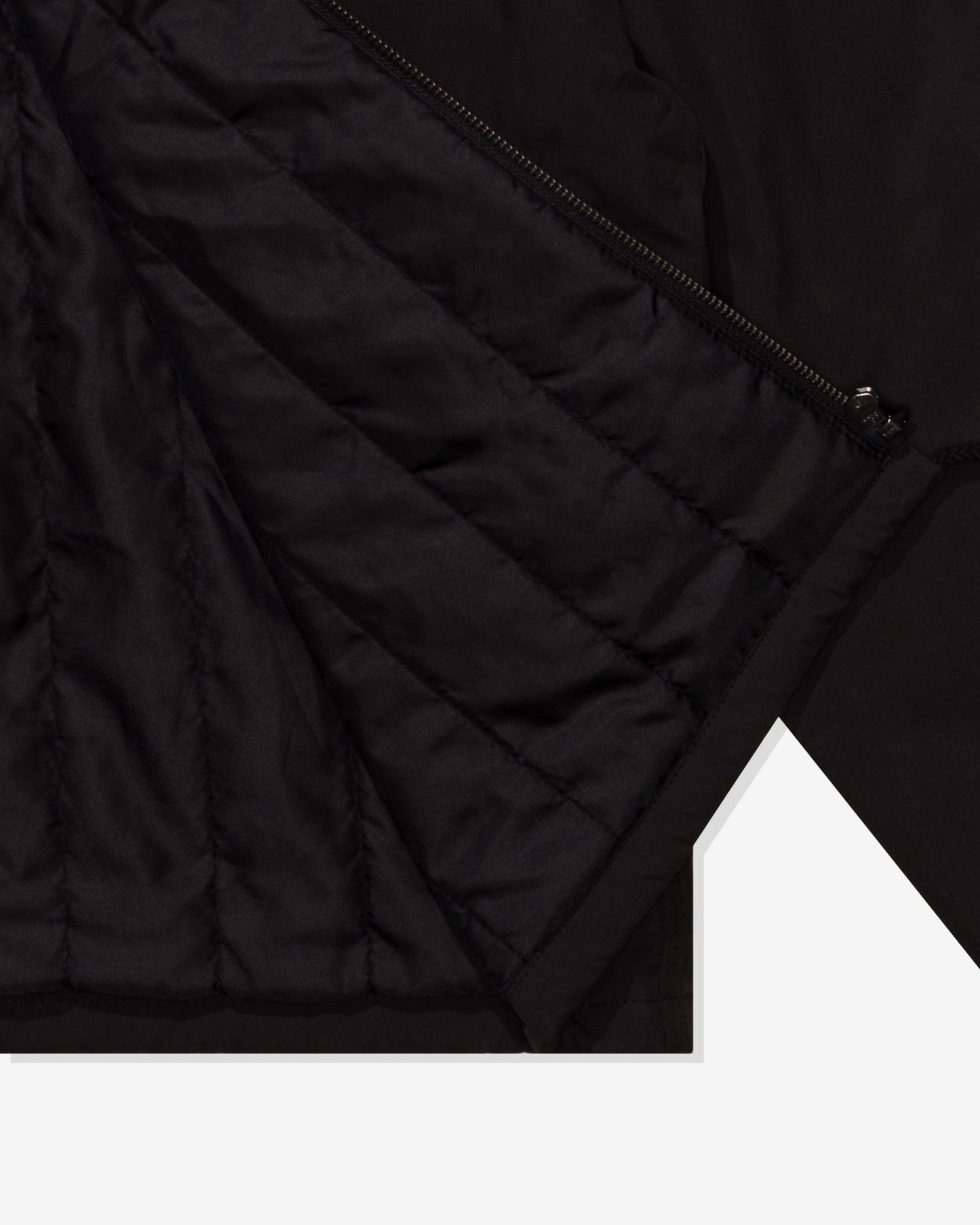 Undefeated Clothing - UNDEFEATED HOODED LIGHTWEIGHT WOVEN JACKET - BLACK