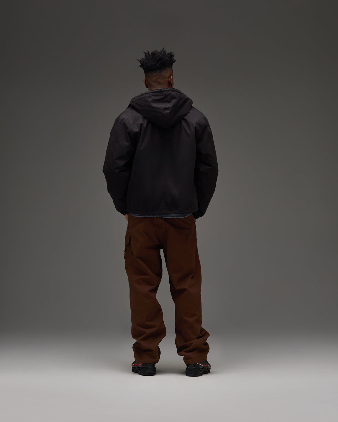 Undefeated Clothing - UNDEFEATED HOODED LIGHTWEIGHT WOVEN JACKET - BLACK