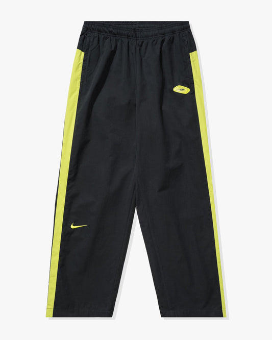 Undefeated Clothing - NIKE NRG X PATTA TRACK PANT - BLACK