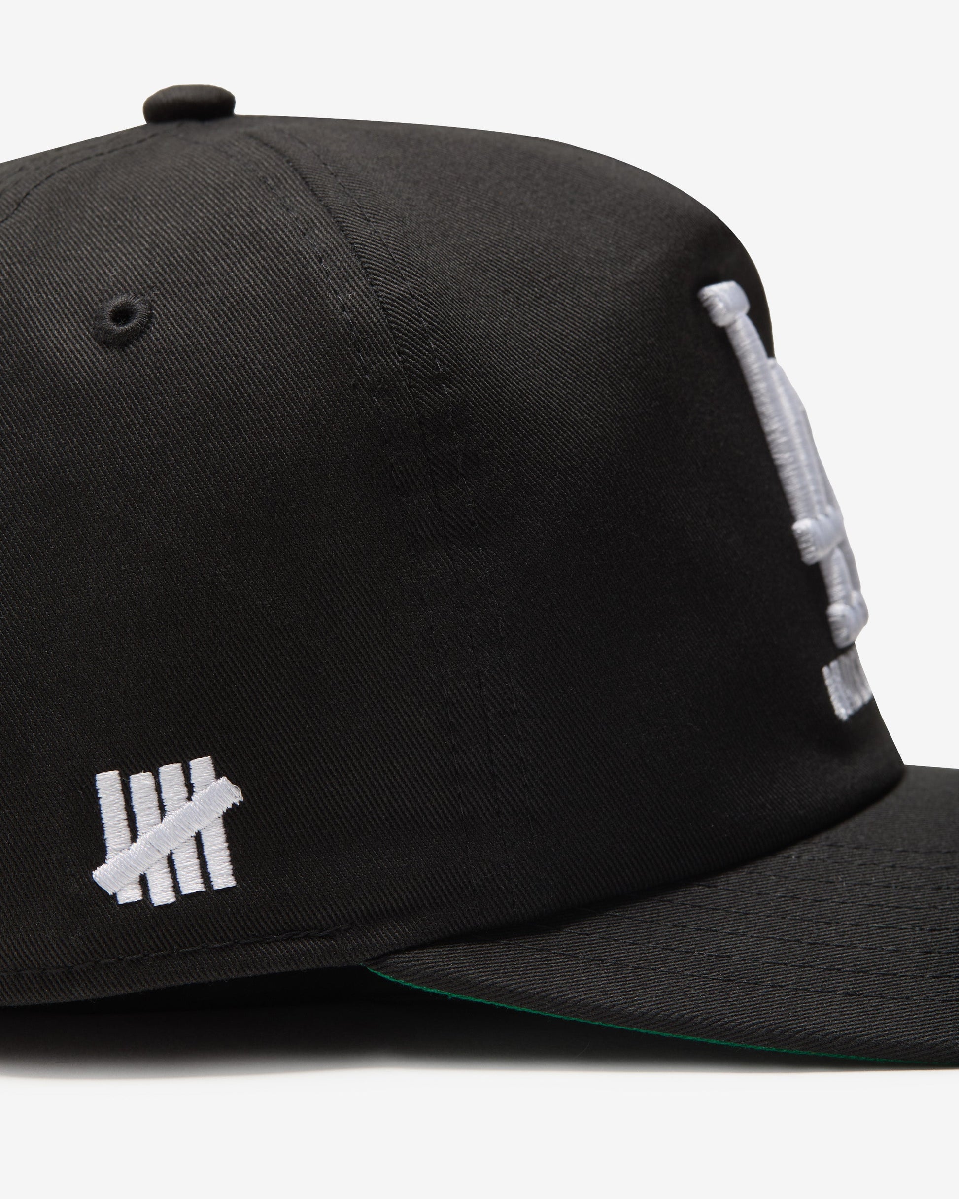 Undefeated Accessories - UNDEFEATED X NE X DODGERS STACKED LOGO SNAPBACK