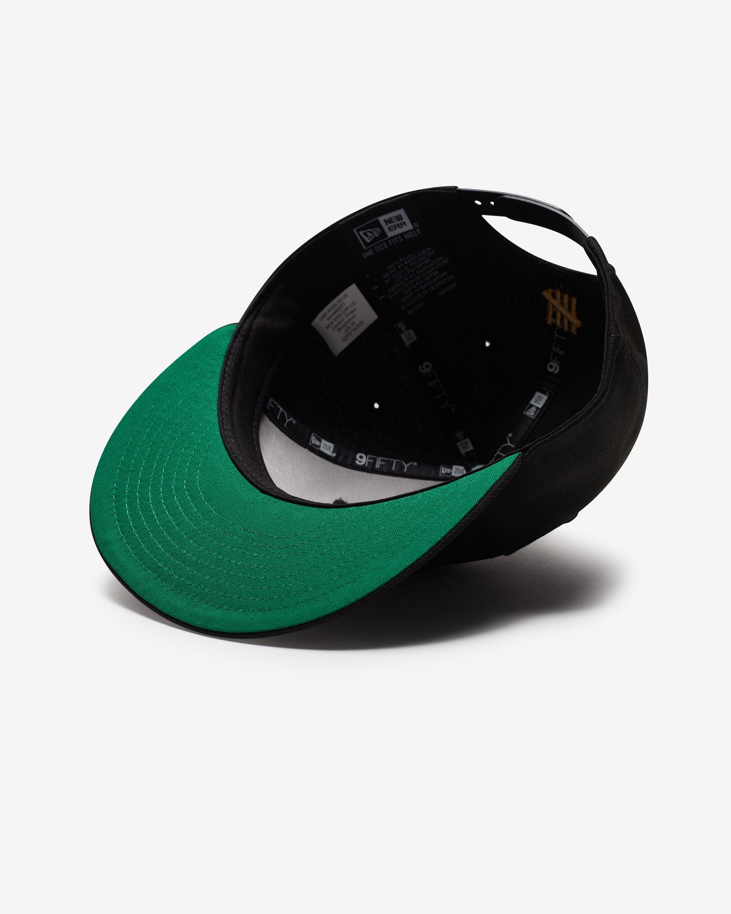 Undefeated Accessories - UNDEFEATED X NE BIG U SNAPBACK