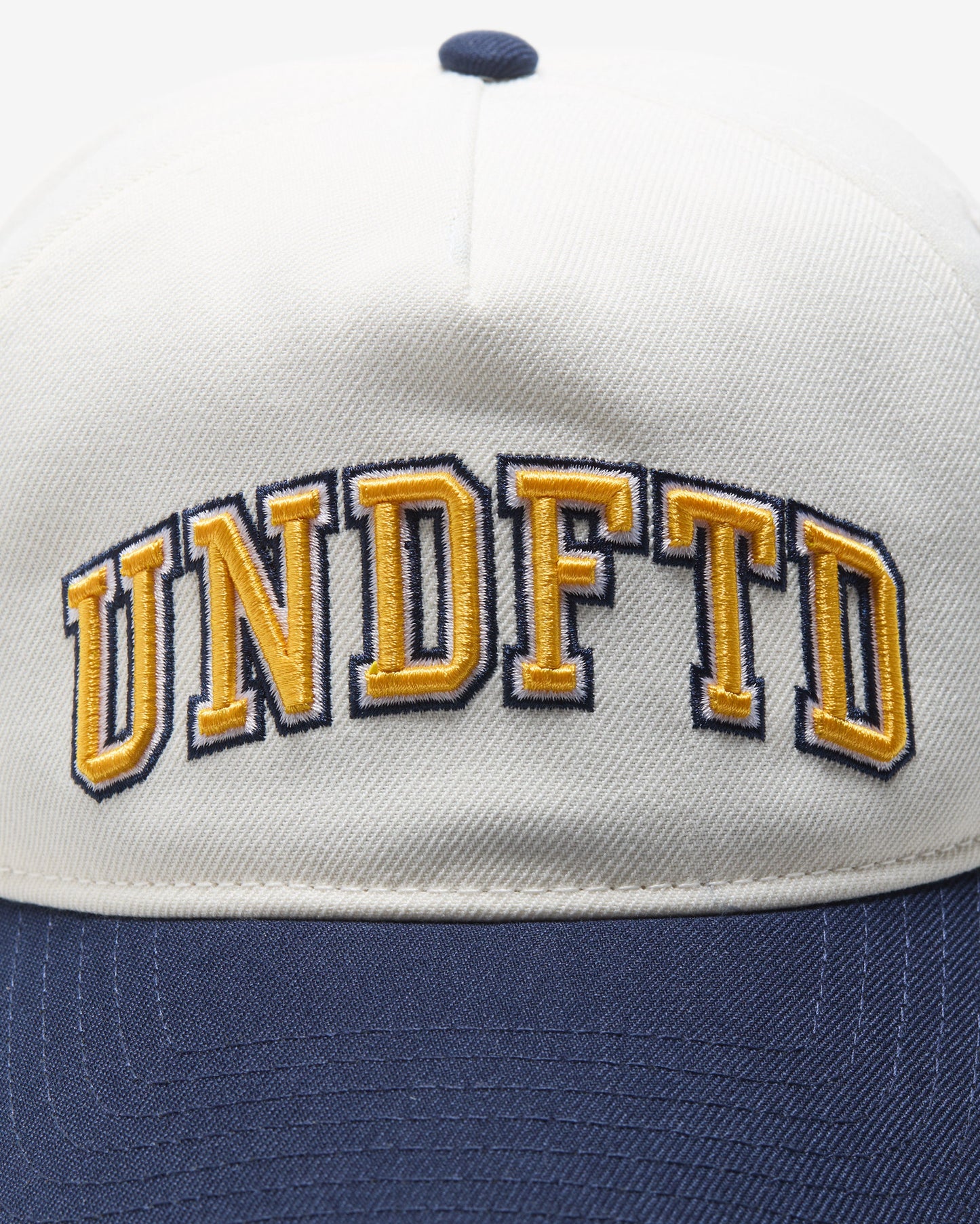 Undefeated Accessories - UNDEFEATED 2-TONE ARCH SNAPBACK