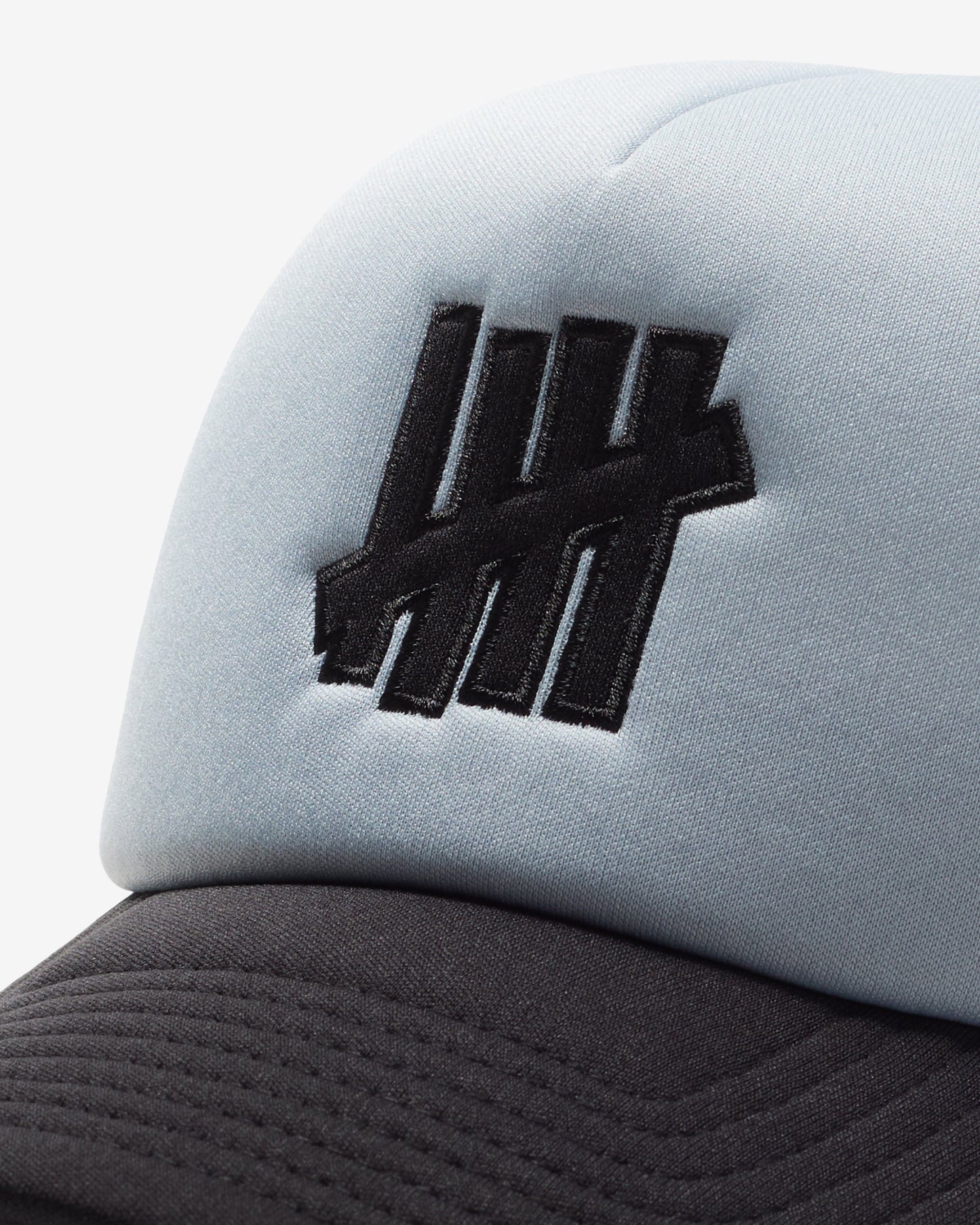 Undefeated Accessories - UNDEFEATED ICON TRUCKER