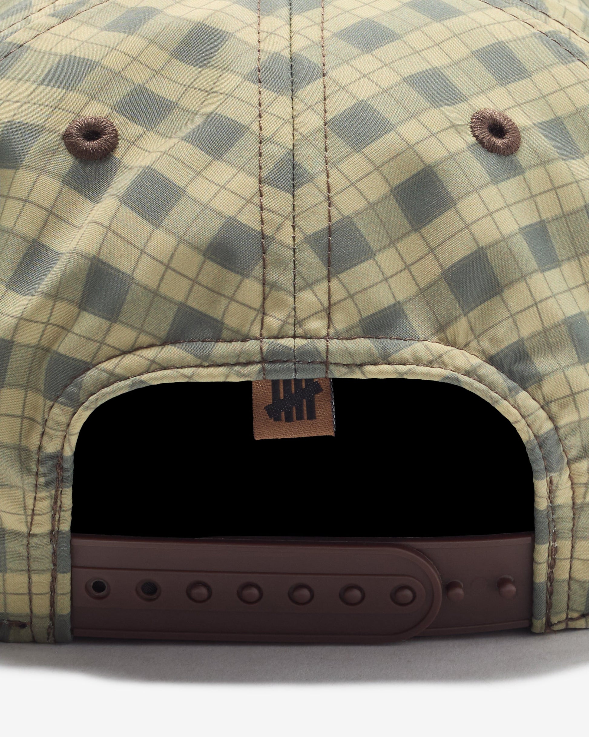 Undefeated Accessories - UNDEFEATED PLAID SNAPBACK