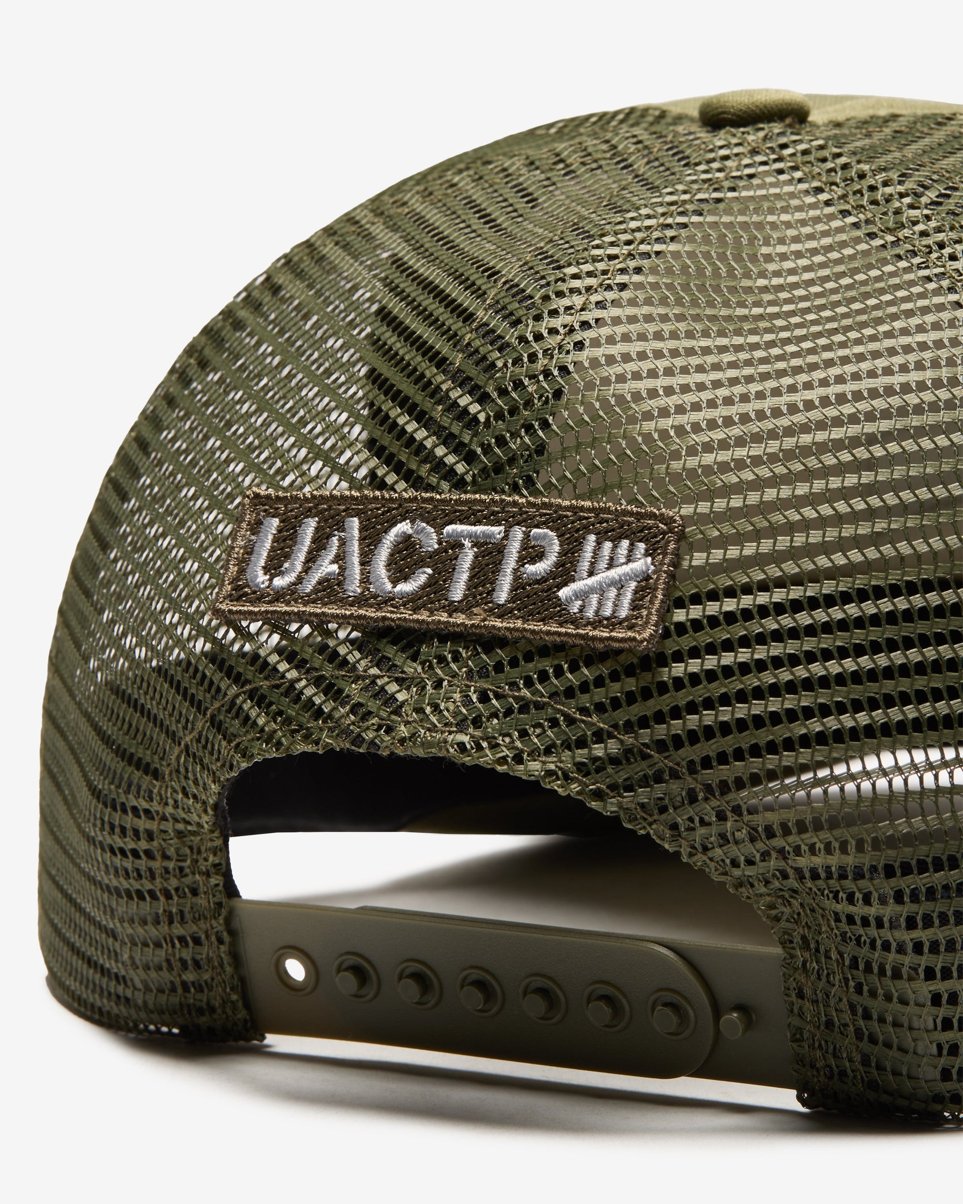 Undefeated Accessories - UACTP X GARDAR EIDE EINARSSON MISFIT TRUCKER - OLIVE