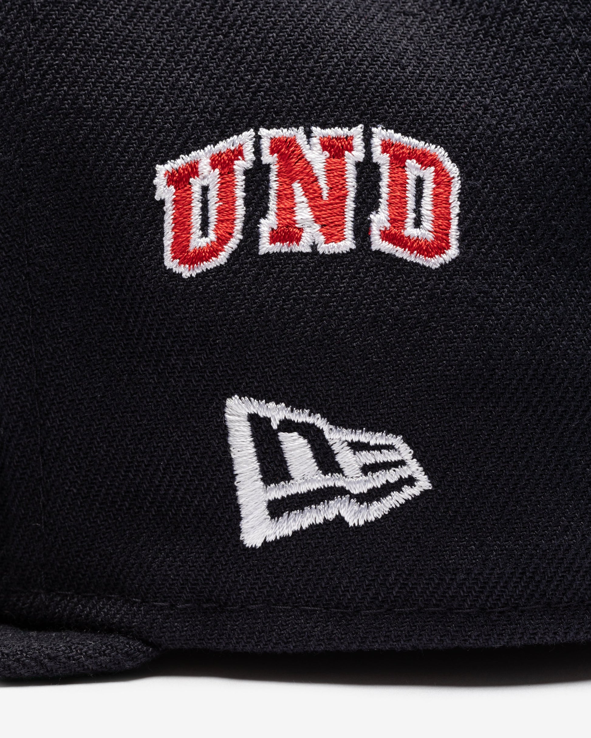 Undefeated Accessories - UNDEFEATED X NE X MLB FITTED - CLEVELAND INDIANS