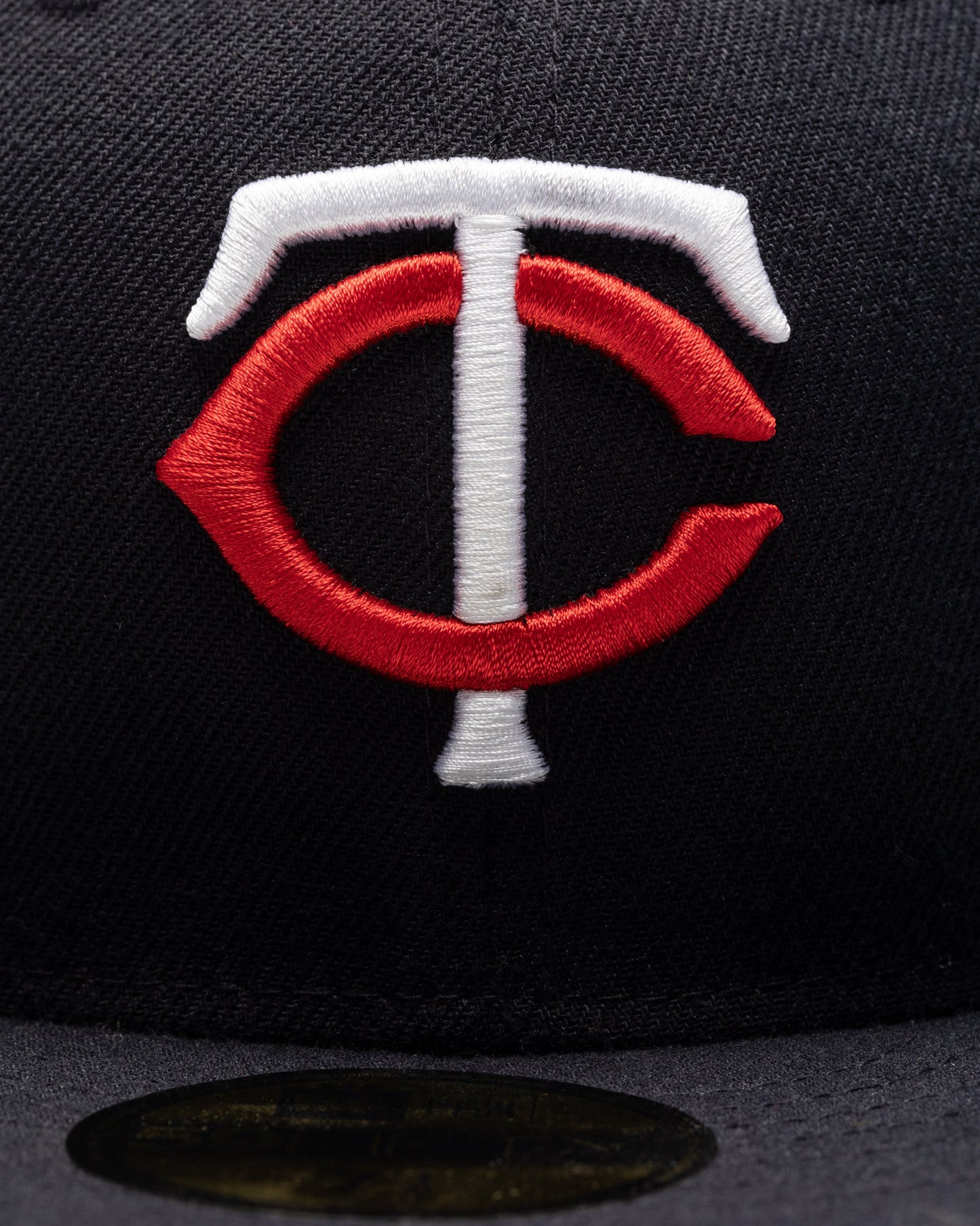 Undefeated Accessories - UNDEFEATED X NE X MLB FITTED - MINNESOTA TWINS