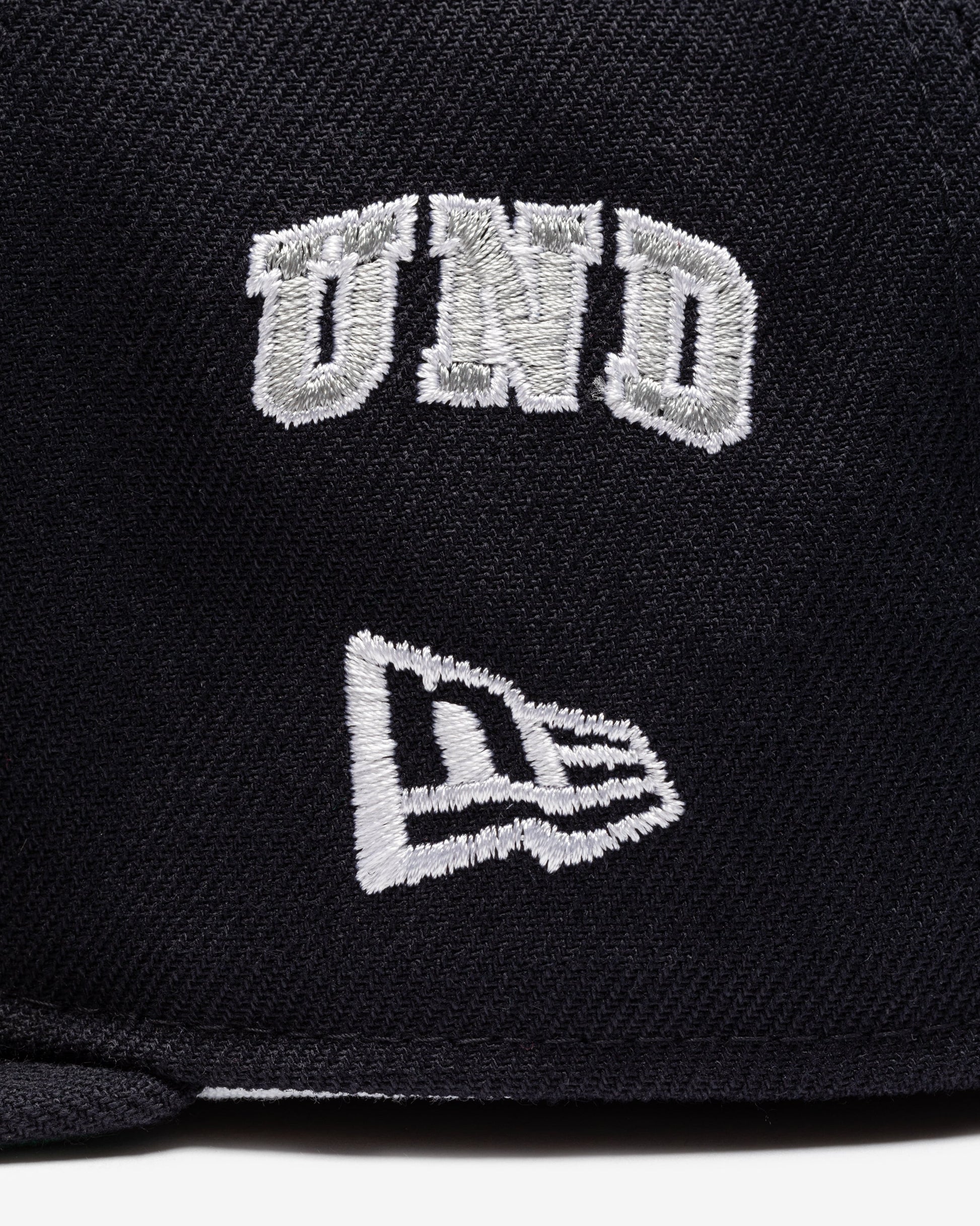 Undefeated Accessories - UNDEFEATED X NE X MLB FITTED - NEW YORK YANKEES