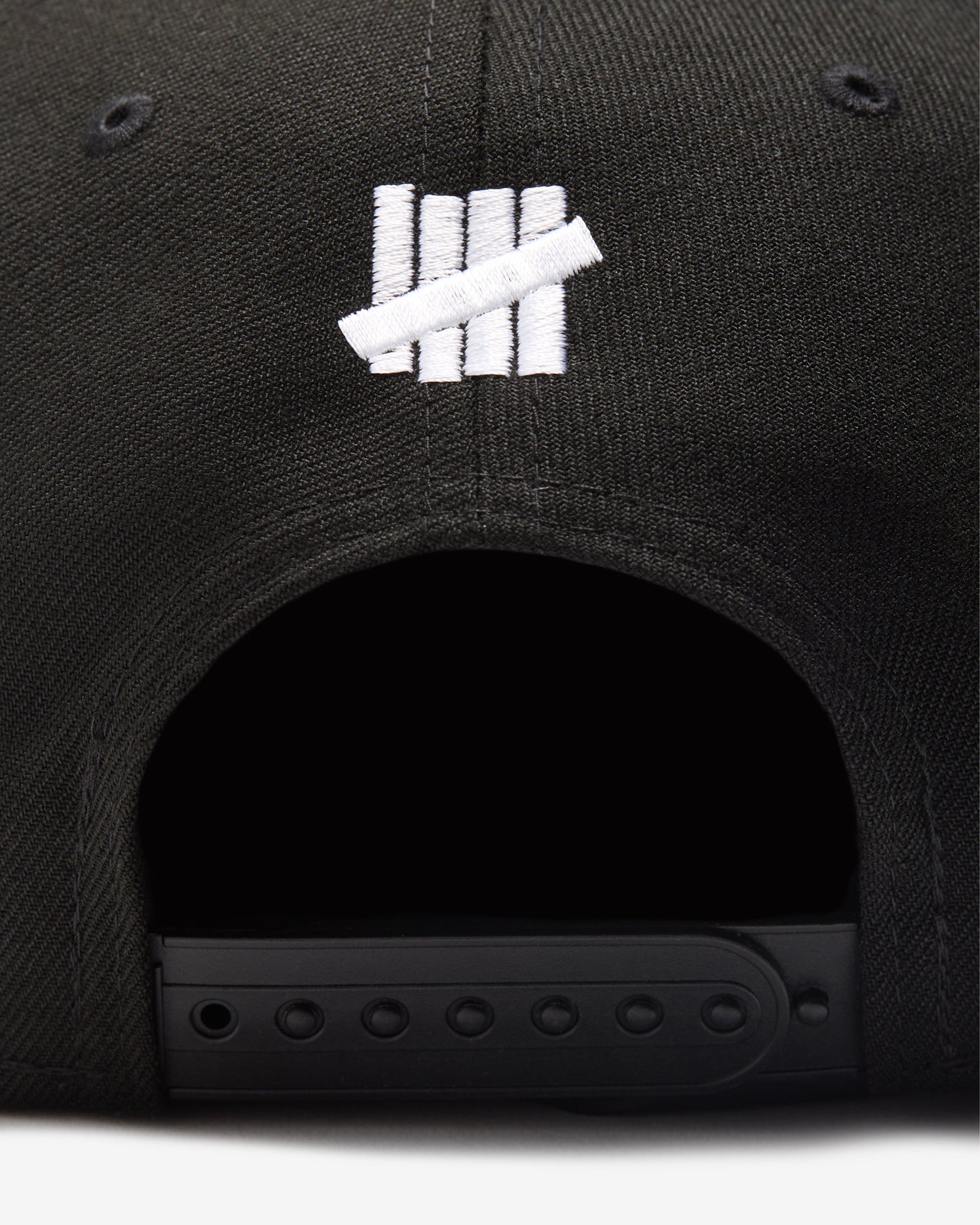 Undefeated Accessories - UNDEFEATED X BCFC NE OLD ENGLISH SNAPBACK