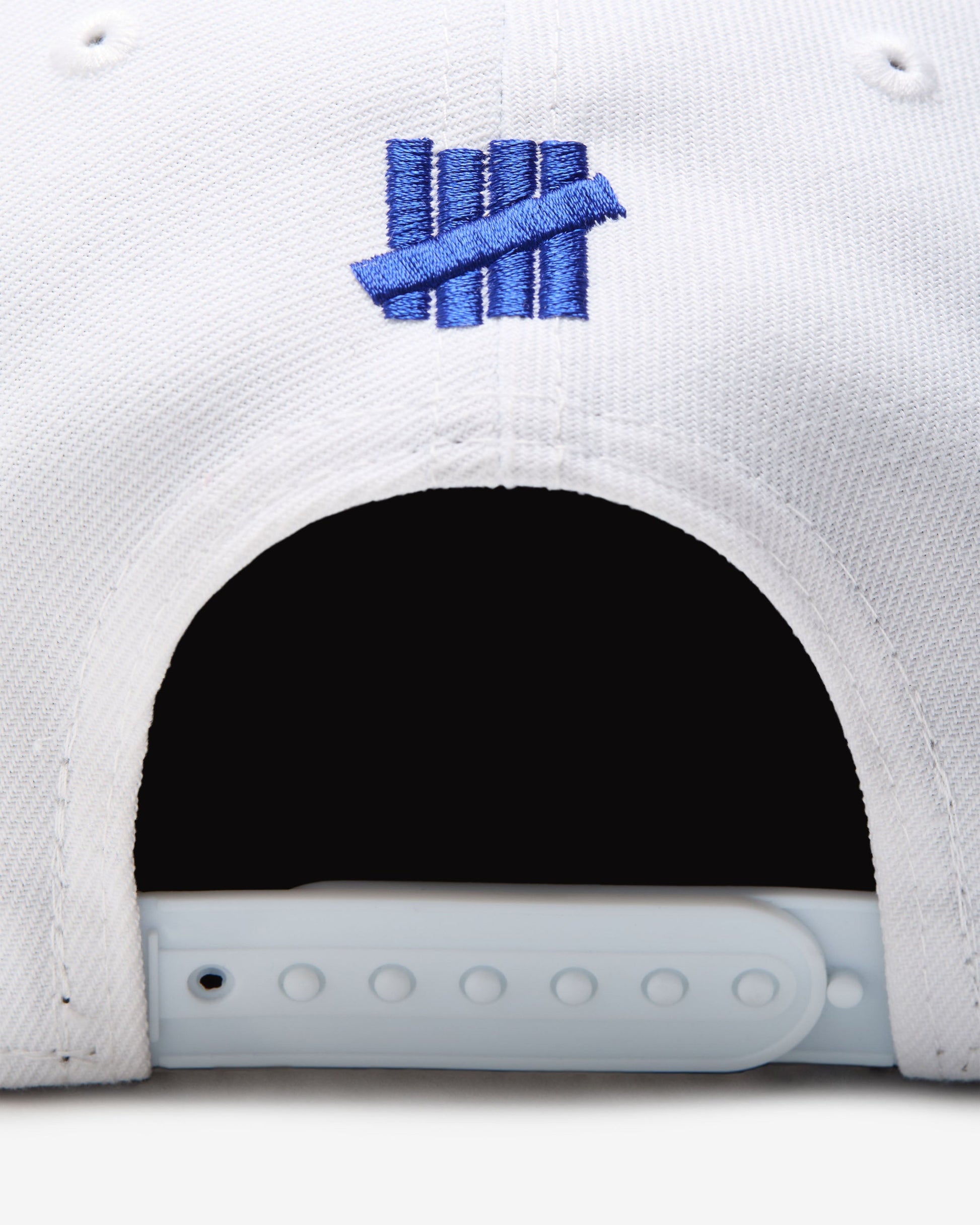 Undefeated Accessories - UNDEFEATED X BCFC NE OLD ENGLISH SNAPBACK