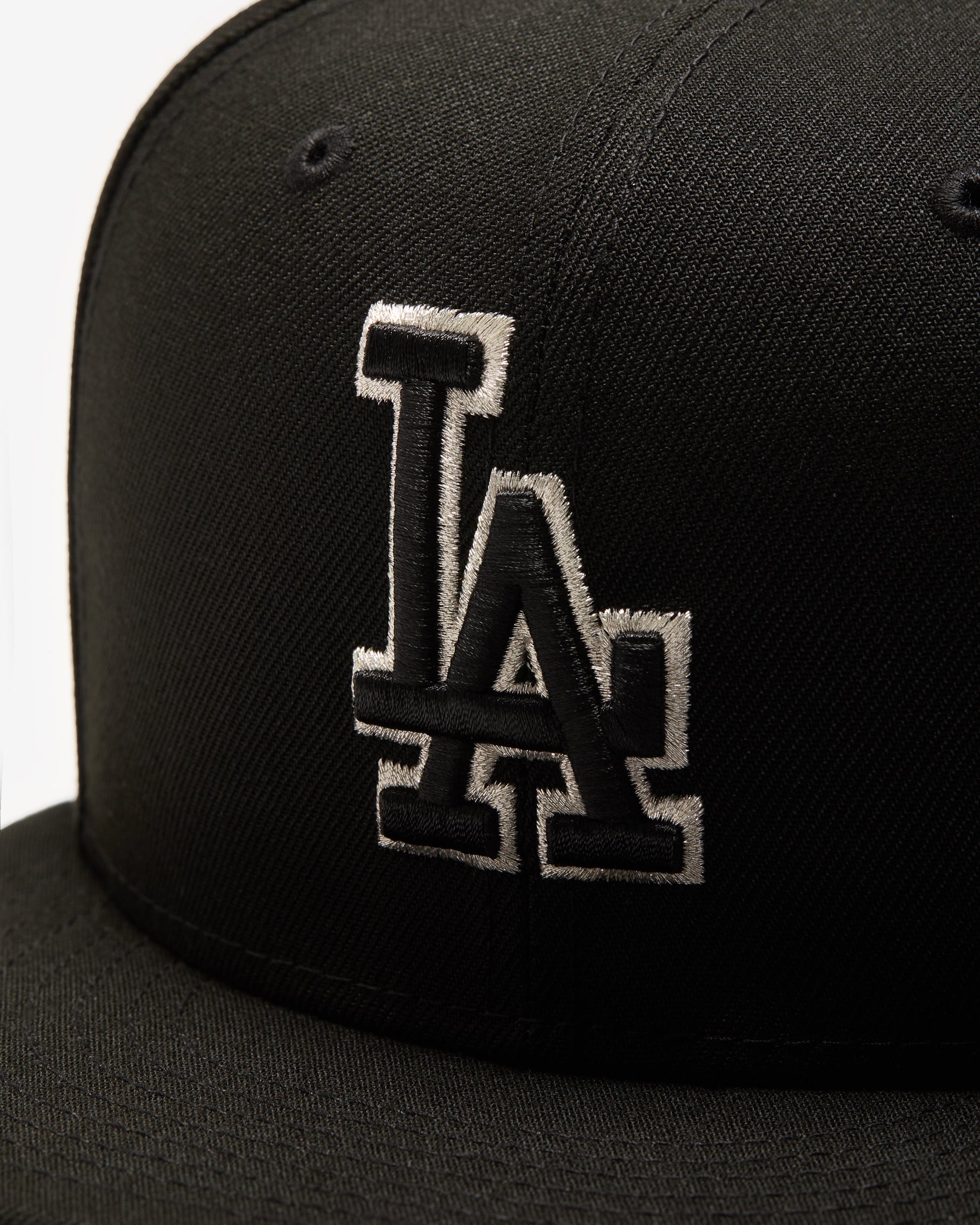 Undefeated Accessories - UNDEFEATED X NEW ERA DODGERS 59FIFTY FITTED  - BLACK