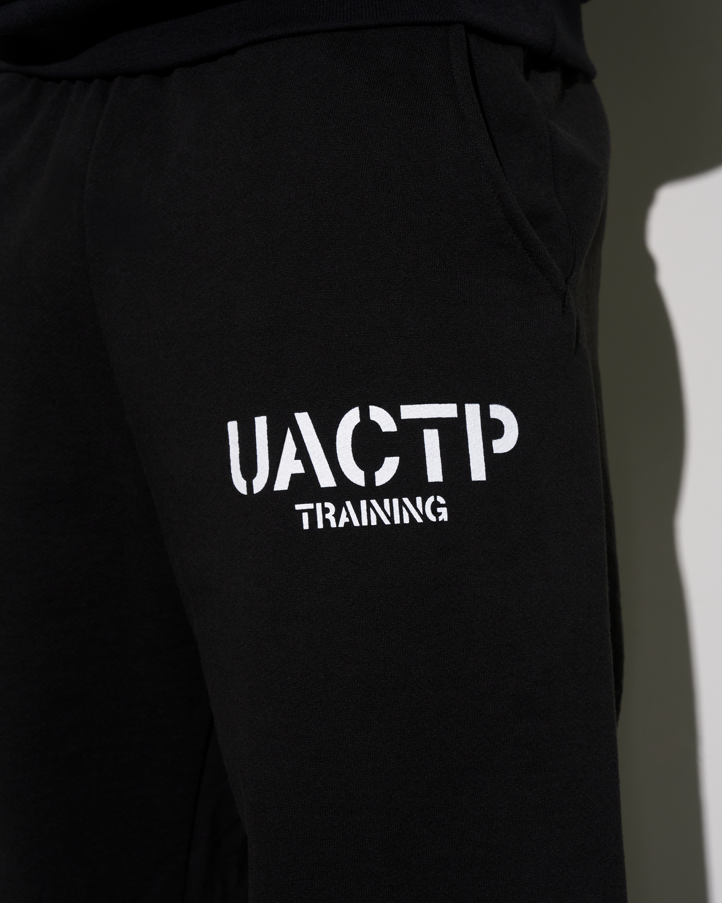 Undefeated UACTP - UACTP STENCIL TRAINING SWEATPANT
