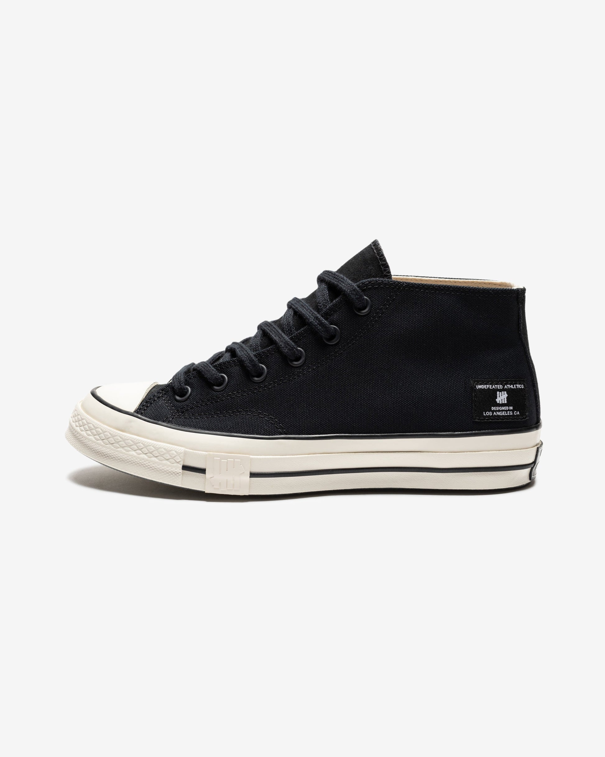 Undefeated Footwear - UNDEFEATED X CONVERSE CHUCK 70 MID- BLACK/ NATURALIVORY