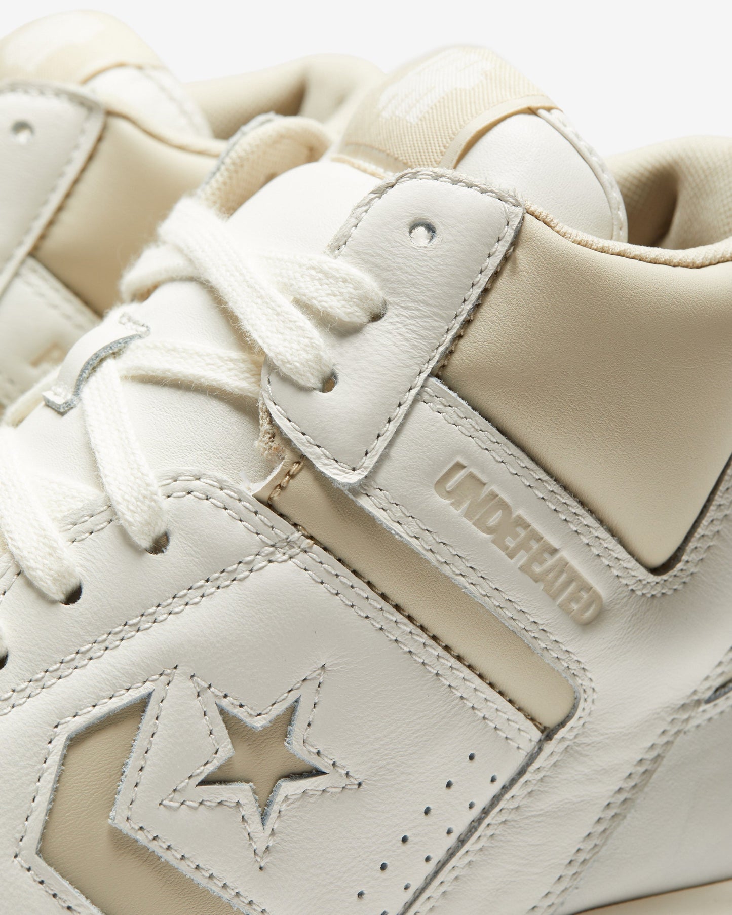 Undefeated Footwear - UNDEFEATED X CONVERSE WEAPON MID - VINTAGEWHITE/ CASTLE