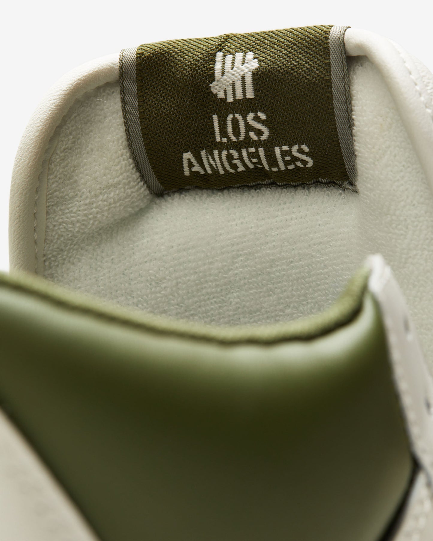 Undefeated Footwear - UNDEFEATED X CONVERSE WEAPON MID - VINTAGEWHITE/ CHIVE