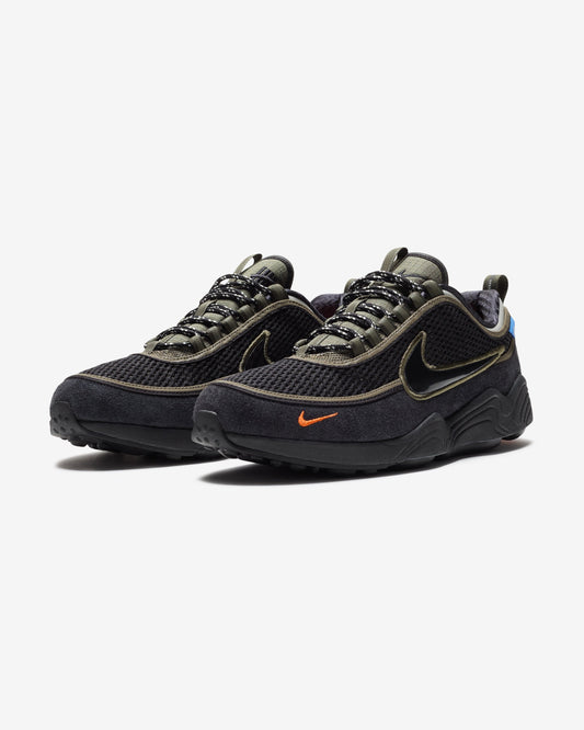 Undefeated Footwear - UNDEFEATED X NIKE AIR ZOOM SPIRIDON - CARGOKHAKI/ BLACK