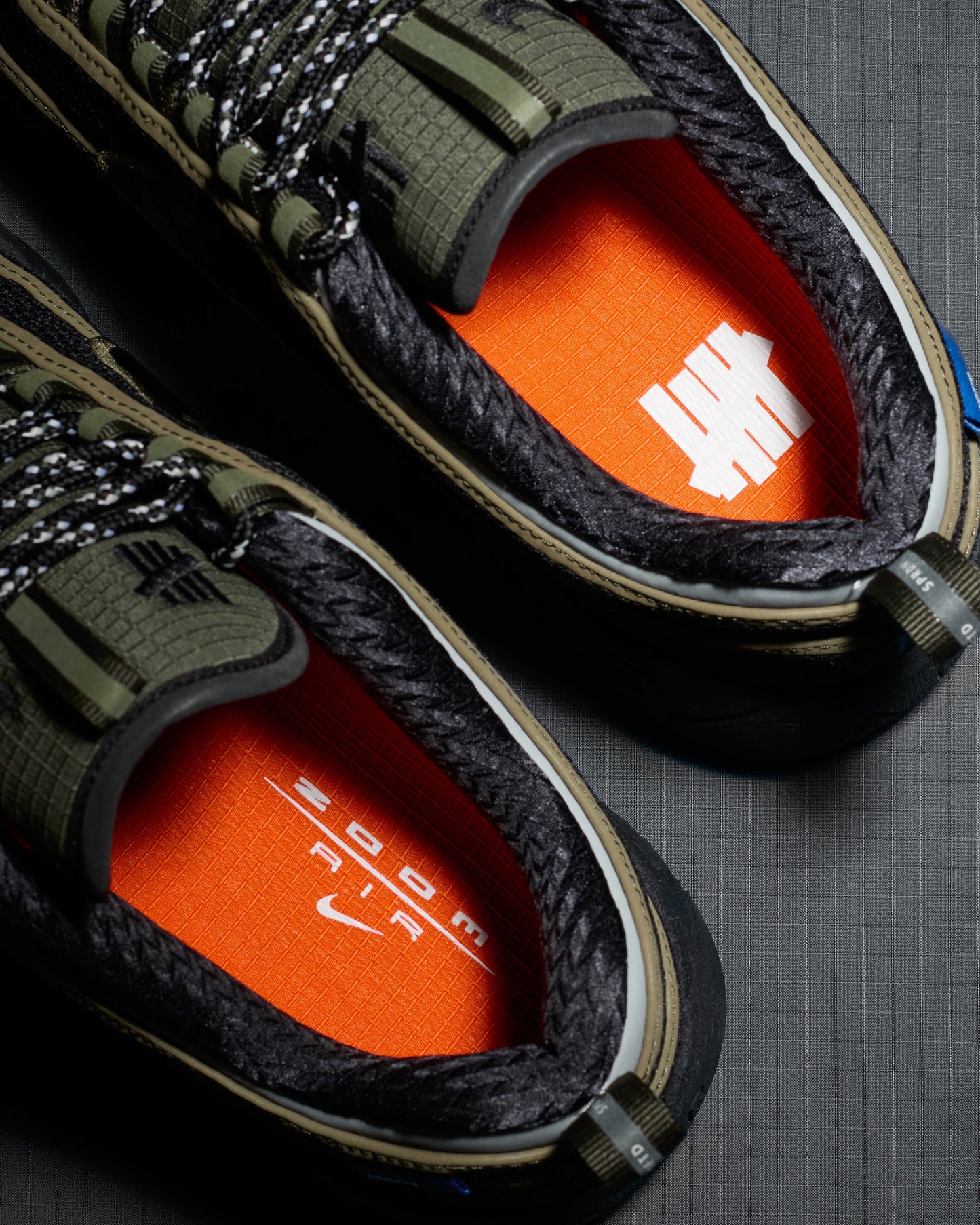 Undefeated Footwear - UNDEFEATED X NIKE AIR ZOOM SPIRIDON - CARGOKHAKI/ BLACK