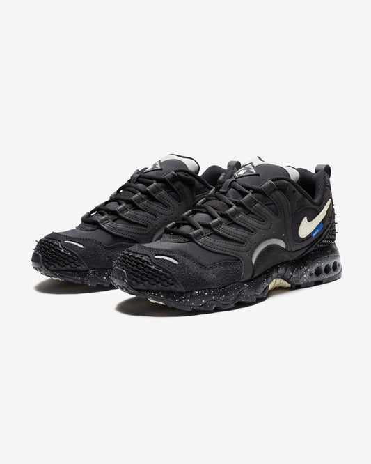 Undefeated Footwear - UNDEFEATED X NIKE AIR TERRA HUMARA - BLACK/ COCONUTMILK