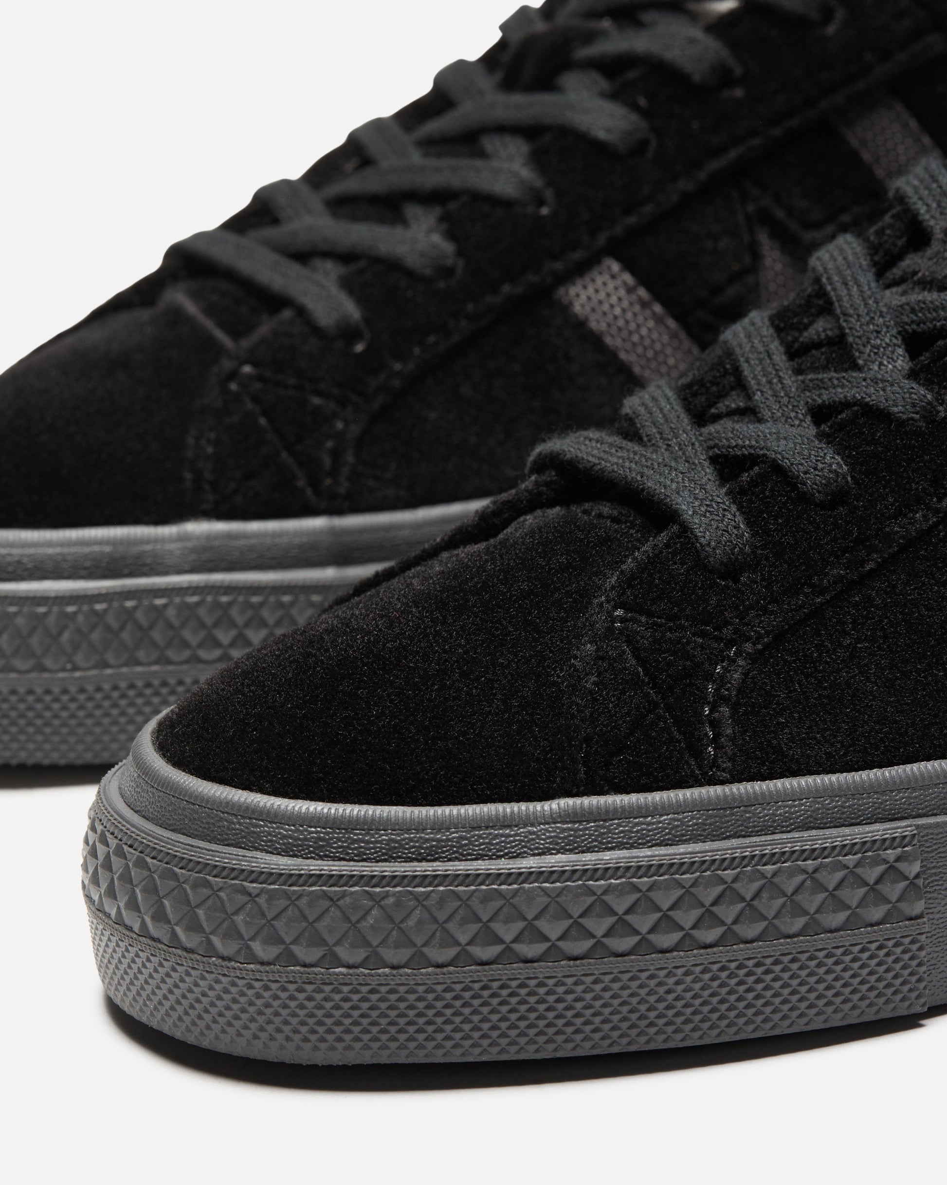 Undefeated Footwear - UNDEFEATED X CONVERSE ONE STAR ACADEMY PRO OX - BLACK