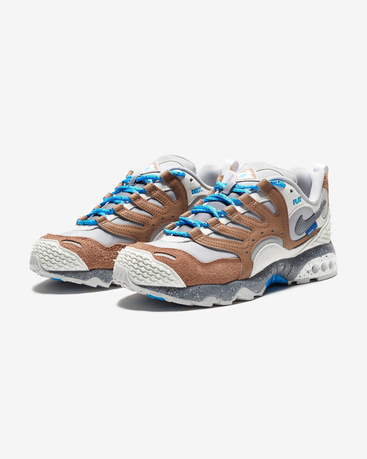 Undefeated Footwear - UNDEFEATED X NIKE AIR TERRA HUMARA - ARCHAEOBROWN